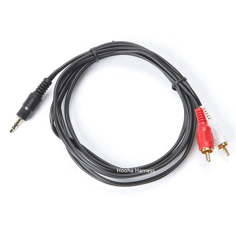 3.5 mm から RCA